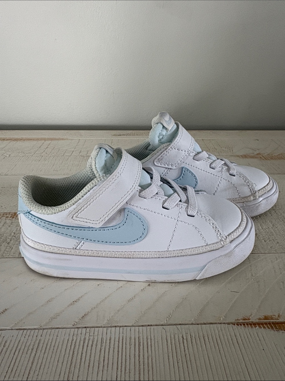 Nike Court Legacy Light Blue